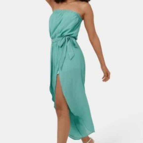 HALARA Pants - Halara flowy jumpsuit with under covering sz M NWT